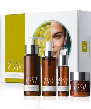 Esse Travel Set Normal & Combination Skin – Matkapakkaus Normaalille ja Sekaiholle
